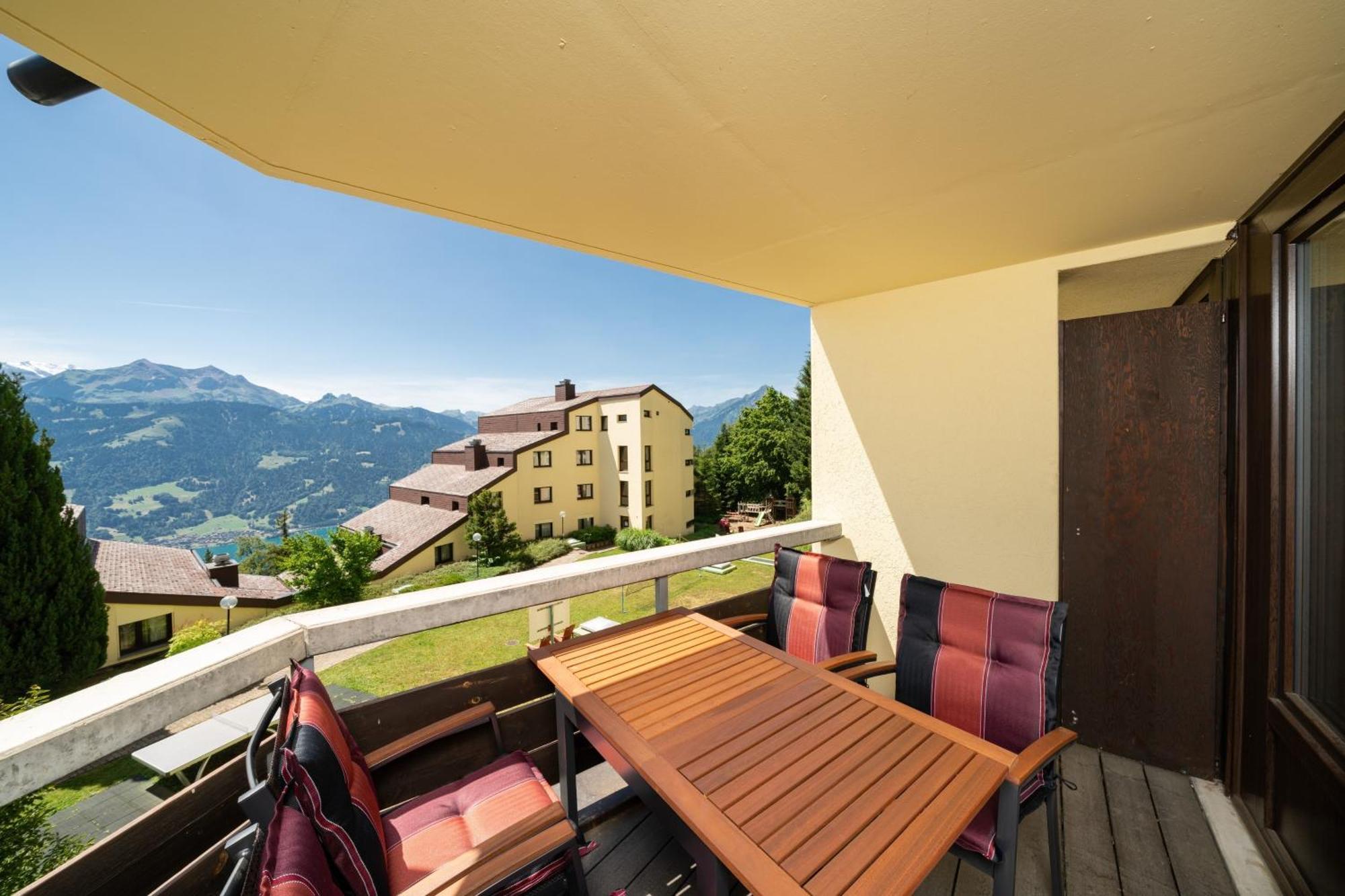 Wohnung Edelweiss Direkt In 4 Sterne Hotel Беатенберг Екстериор снимка